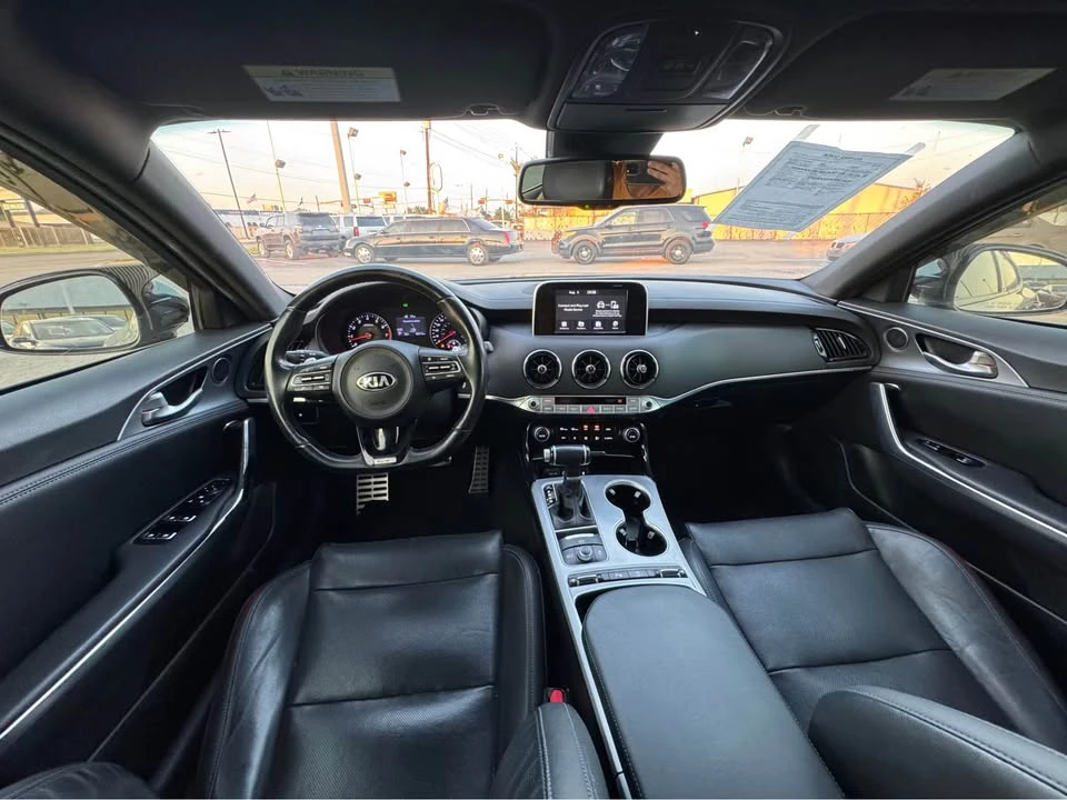 2020 Kia Stinger GT - Image 7 of 10