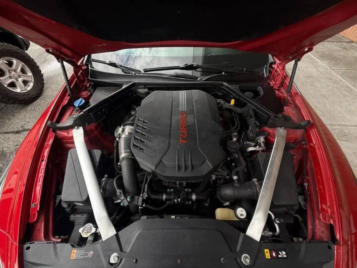 2020 Kia Stinger GT - Image 12 of 16