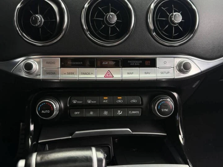 2020 Kia Stinger GT - Image 16 of 16