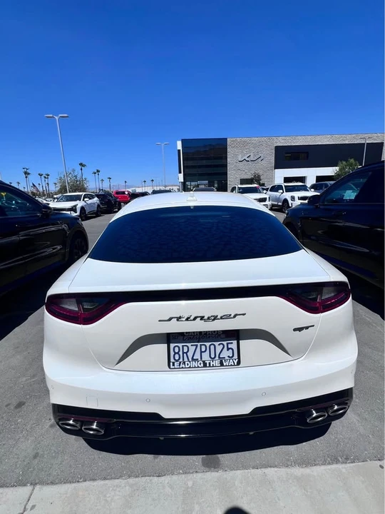 2020 Kia Stinger GT - Image 4 of 10