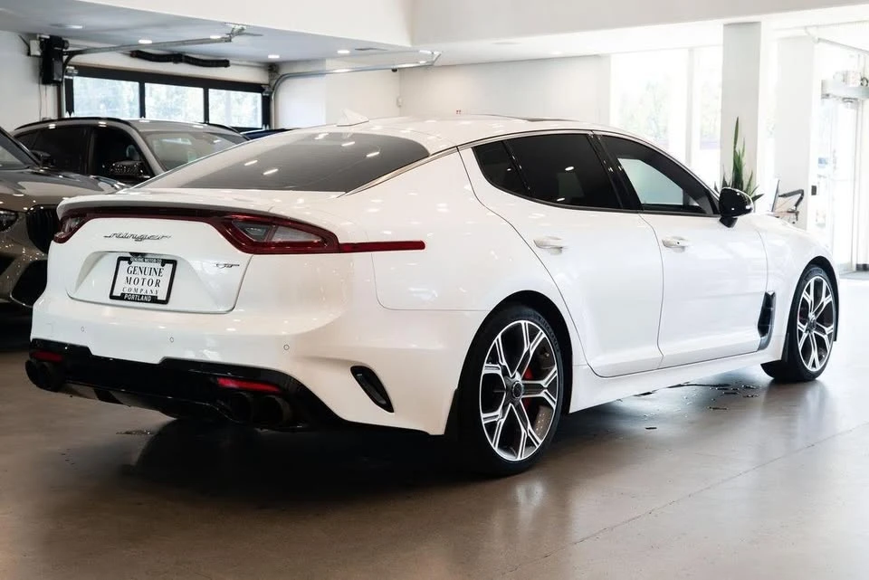 2020 Kia Stinger - Image 4 of 20