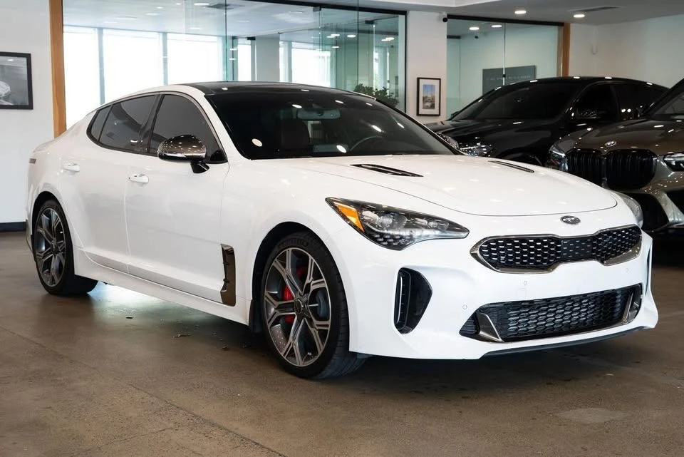 2020 Kia Stinger - Image 3 of 20