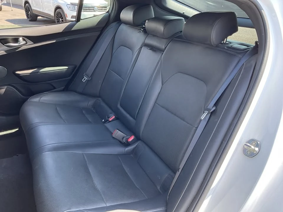 2020 Kia Stinger GT - Image 19 of 20