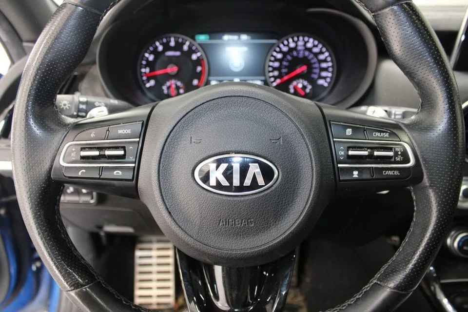 2020 Kia Stinger GT - Image 5 of 9