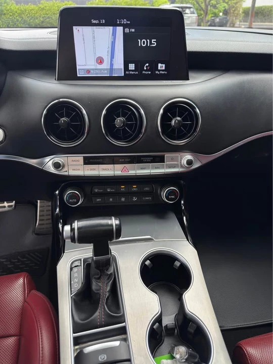 2020 Kia Stinger GT - Image 6 of 15