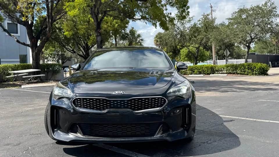 2020 Kia Stinger GT - Image 4 of 16