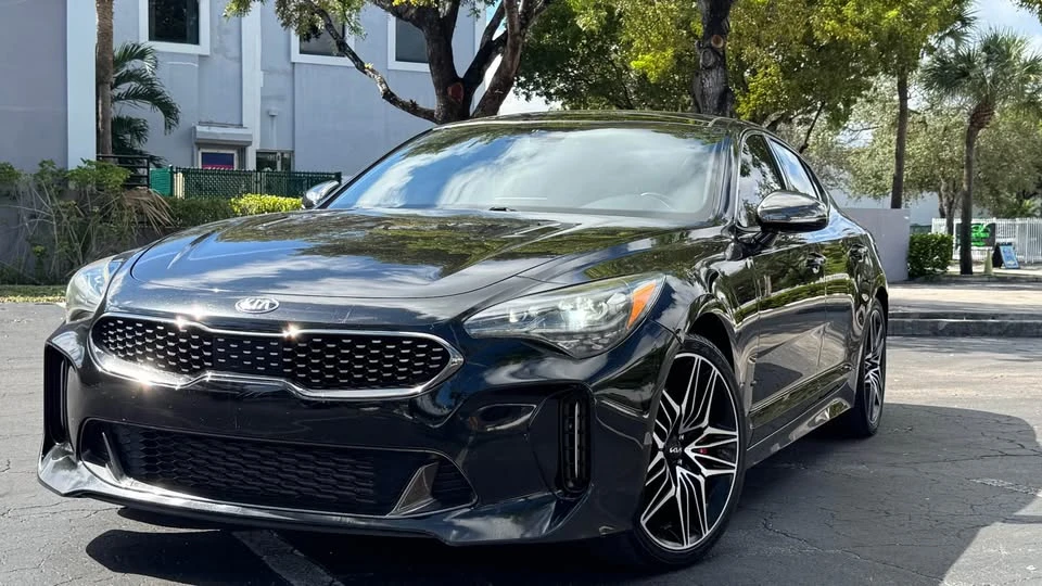 2020 Kia Stinger GT - Image 3 of 16