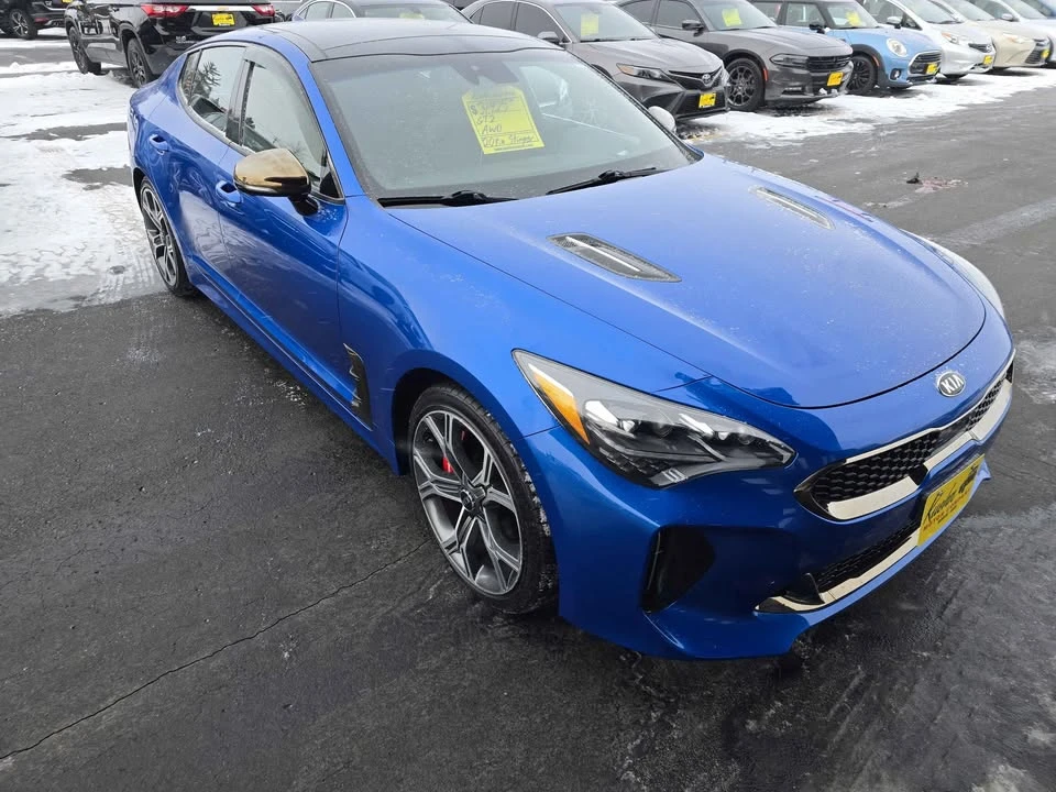 2020 Kia Stinger GT - Image 2 of 10