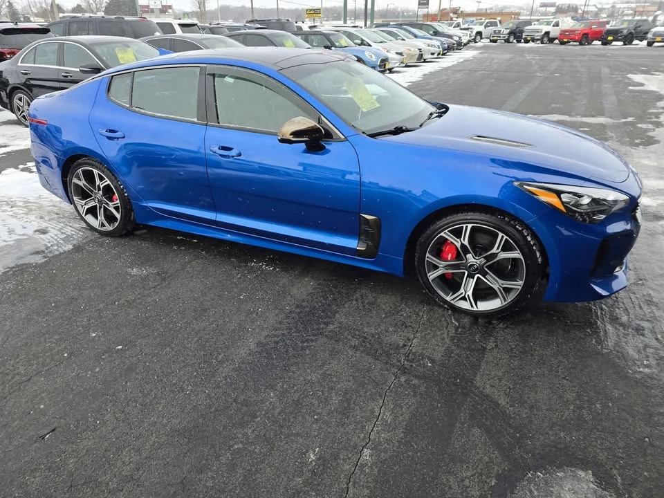 2020 Kia Stinger GT - Image 3 of 10