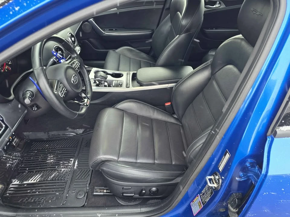 2020 Kia Stinger GT - Image 8 of 10