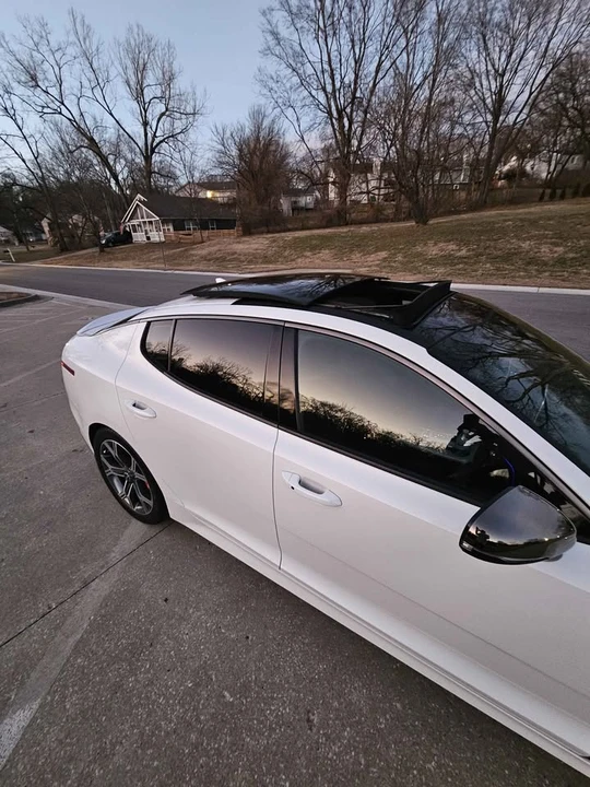2020 Kia Stinger GT - Image 12 of 14