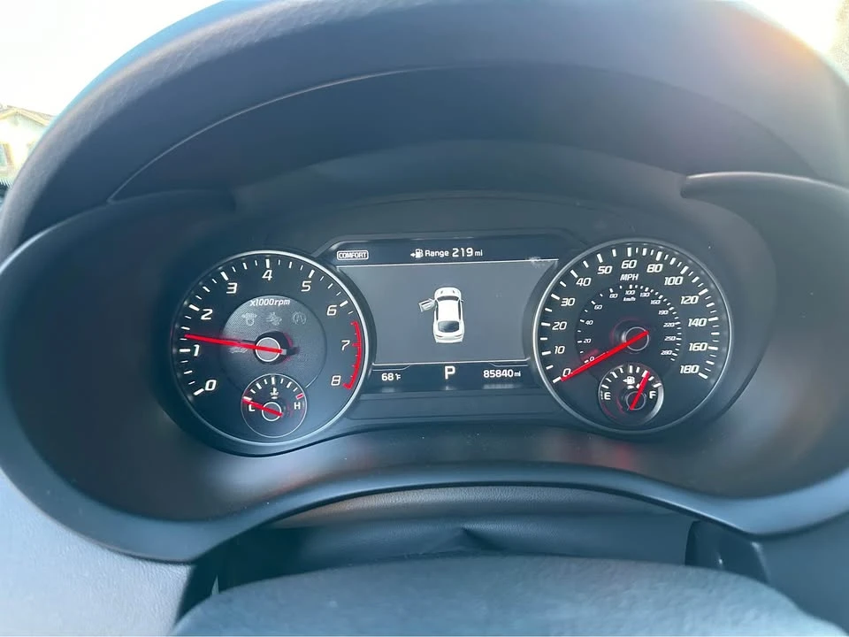 2020 Kia Stinger GT - Image 10 of 11