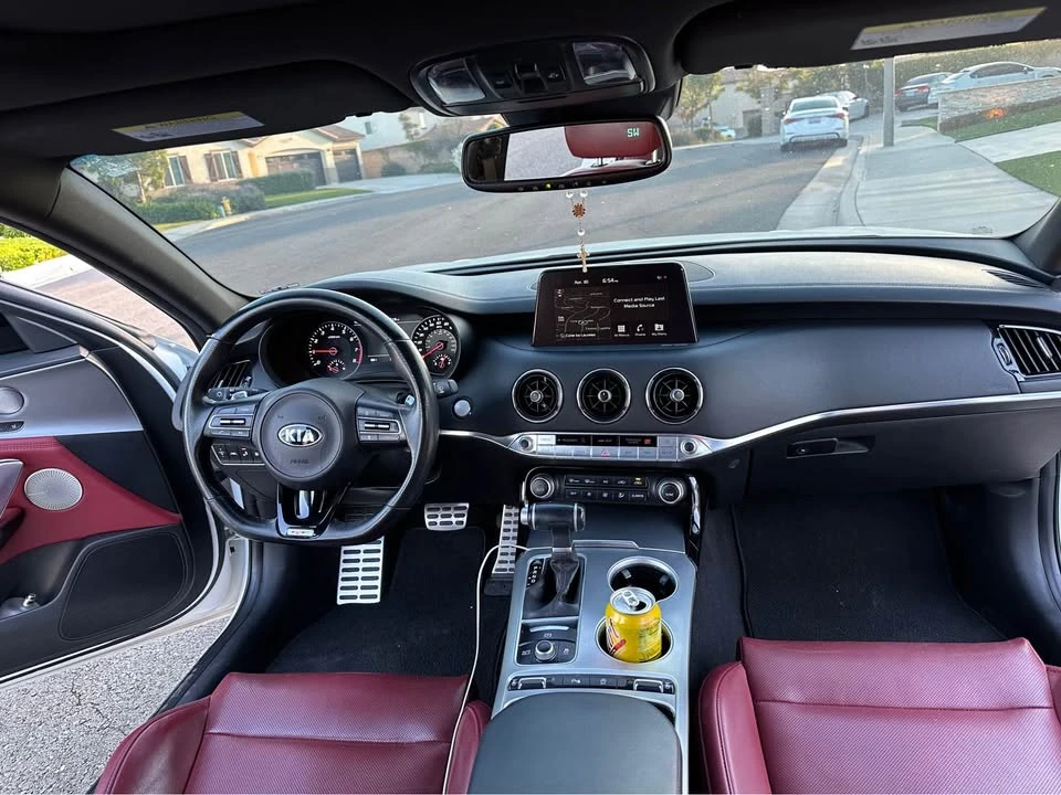 2020 Kia Stinger GT - Image 6 of 11