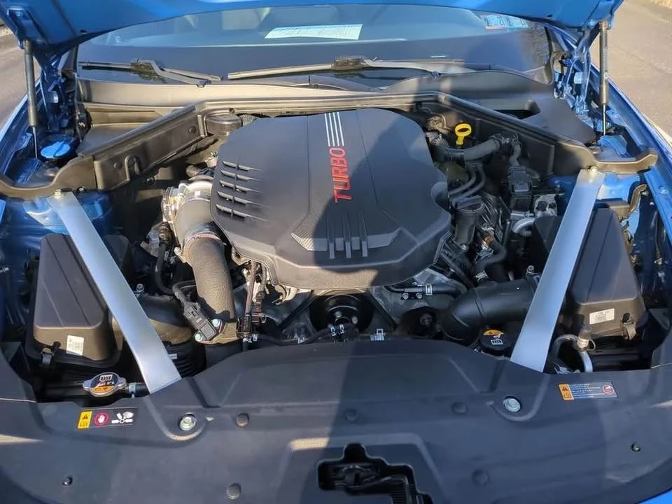 2020 Kia Stinger GT - Image 11 of 21