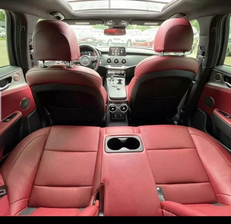 2020 Kia - Image 9 of 10