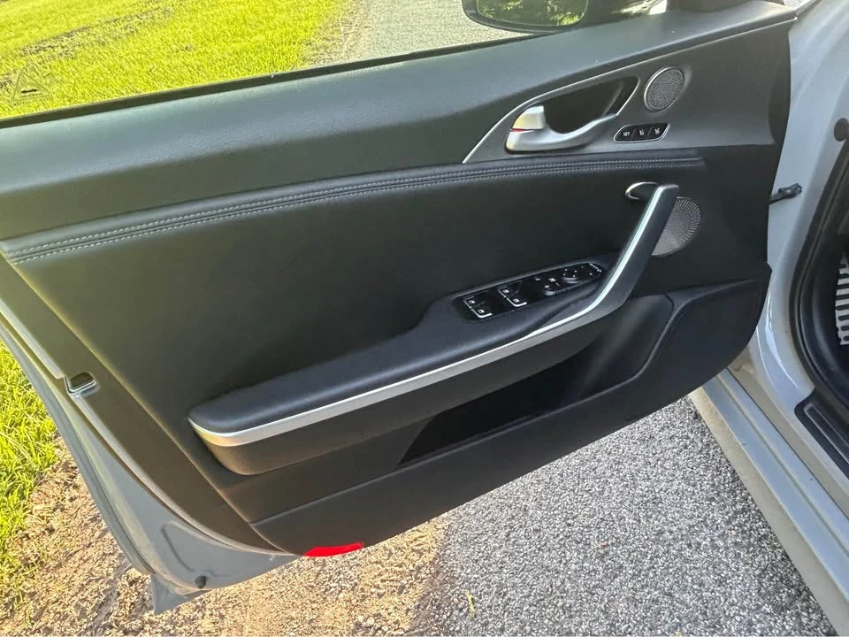 2020 Kia Stinger GT - Image 15 of 20