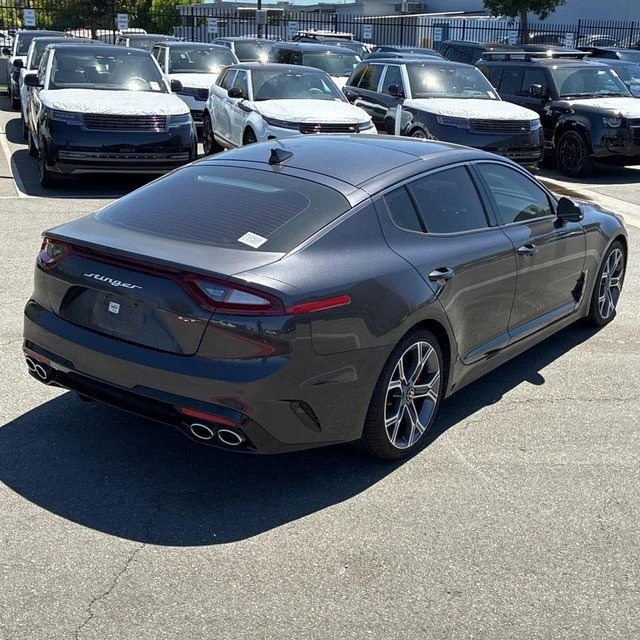 2020 Kia Stinger - Image 3 of 13