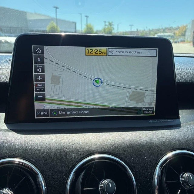 2020 Kia Stinger - Image 12 of 13