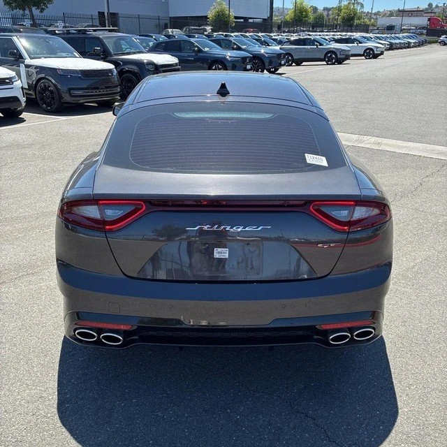 2020 Kia Stinger - Image 4 of 13