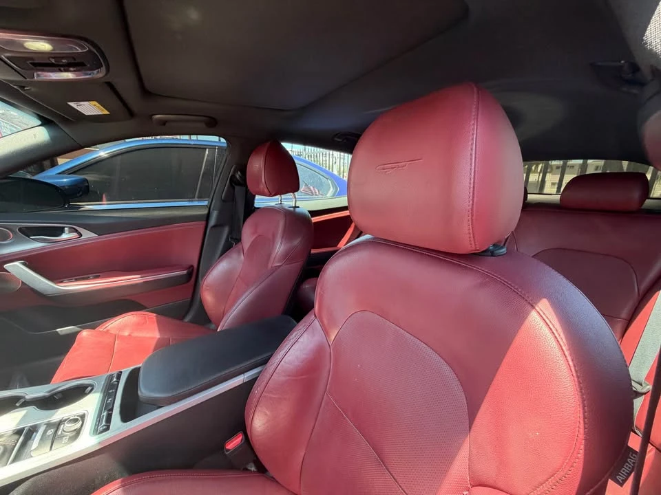 2020 Kia Stinger GT - Image 9 of 13