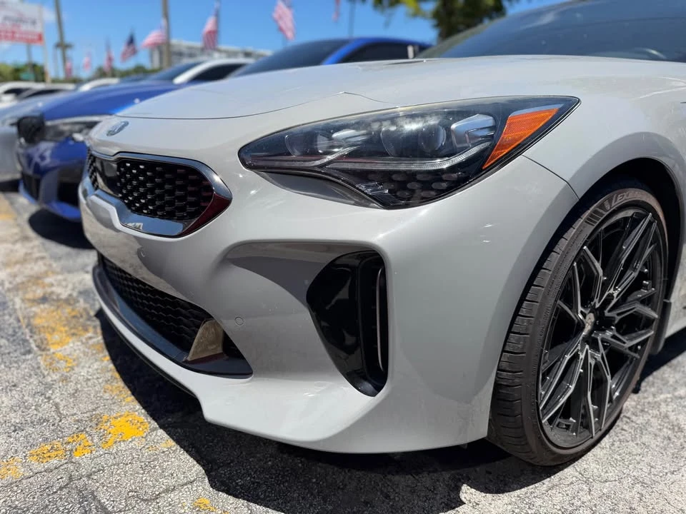 2020 Kia Stinger GT - Image 4 of 13