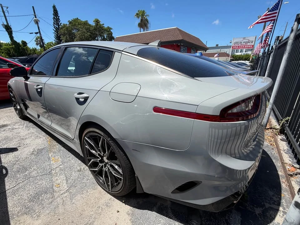 2020 Kia Stinger GT - Image 6 of 13