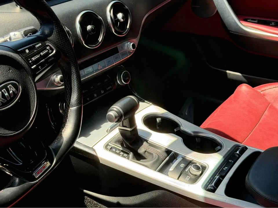 2020 Kia Stinger GT - Image 13 of 13