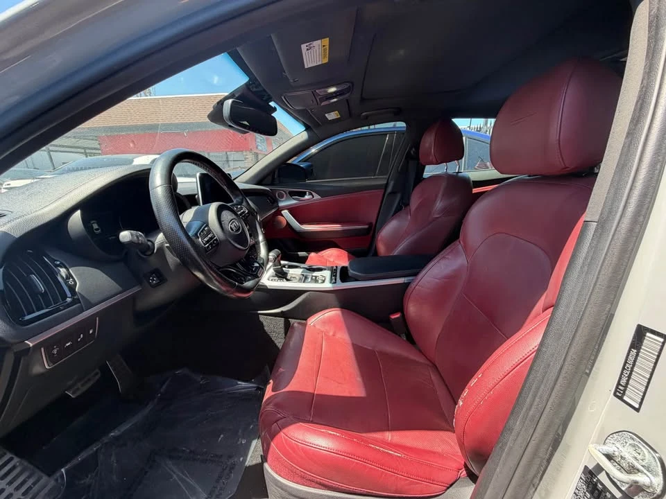 2020 Kia Stinger GT - Image 8 of 13