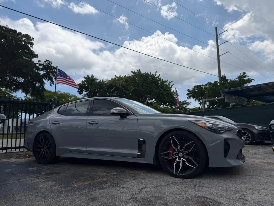 2020 Kia Stinger GT - Image 5 of 18