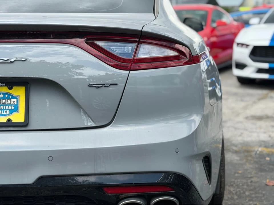 2020 Kia Stinger GT - Image 10 of 18