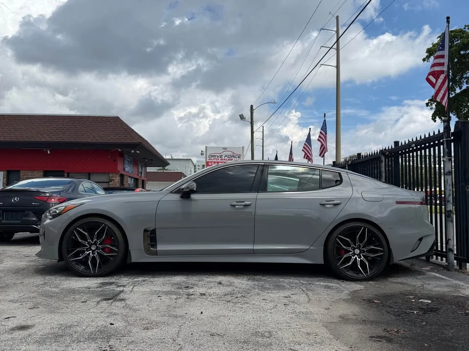 2020 Kia Stinger GT - Image 4 of 18