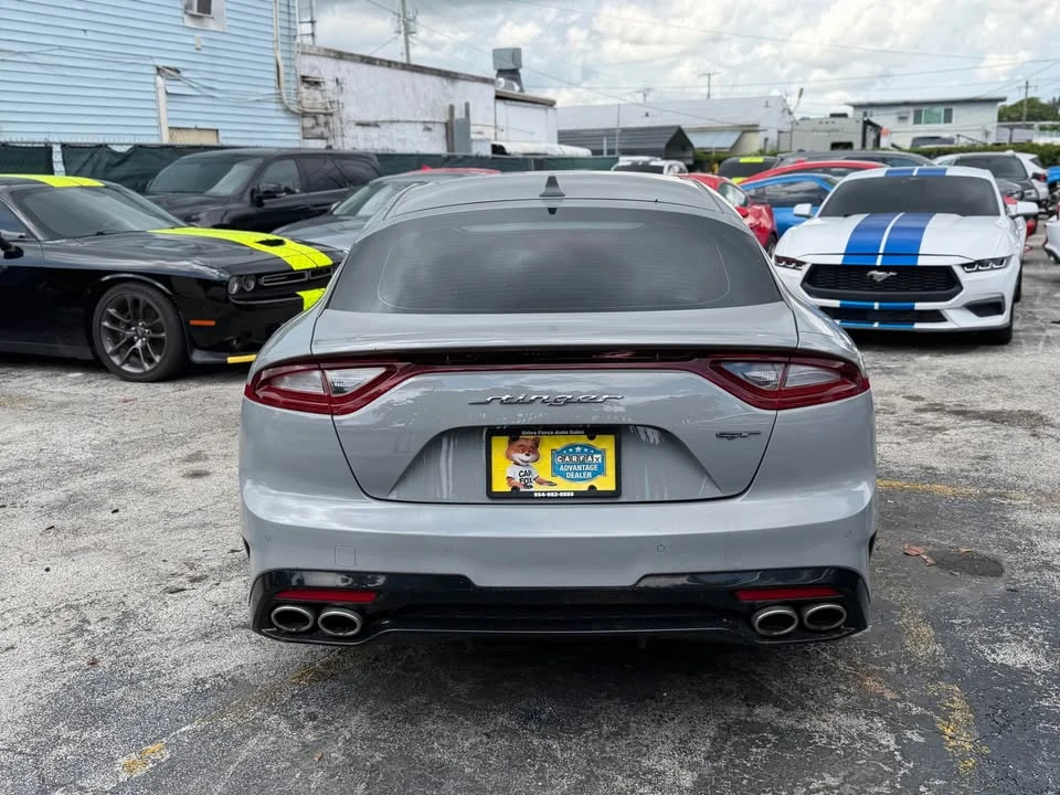2020 Kia Stinger GT - Image 8 of 18