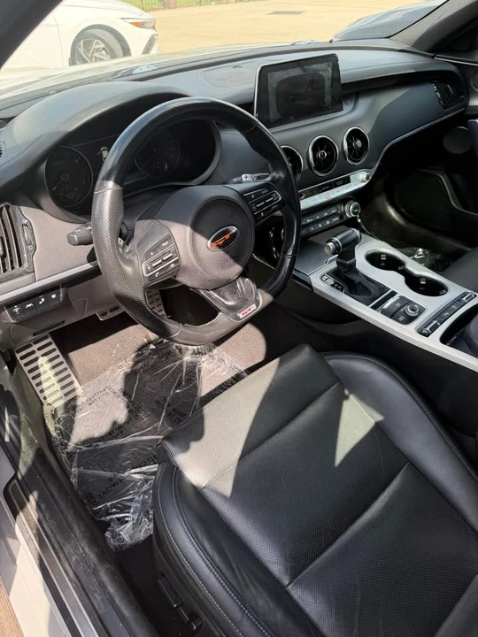 2020 Kia Stinger GT - Image 2 of 3