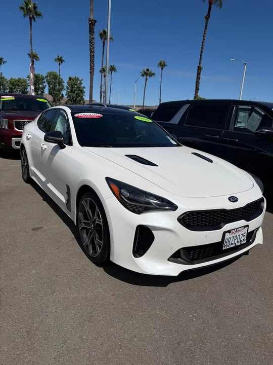 2020 Kia Stinger GT - Image 2 of 6