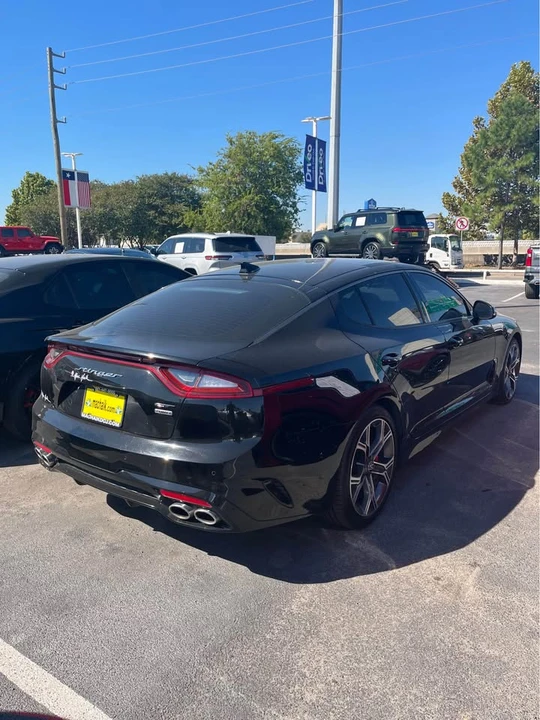 2020 Kia Stinger GT - Image 4 of 9
