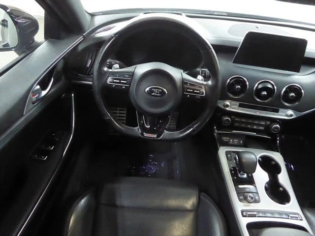 2020 Kia Stinger GT - Image 9 of 20