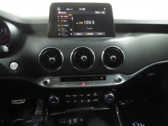 2020 Kia Stinger GT - Image 19 of 20