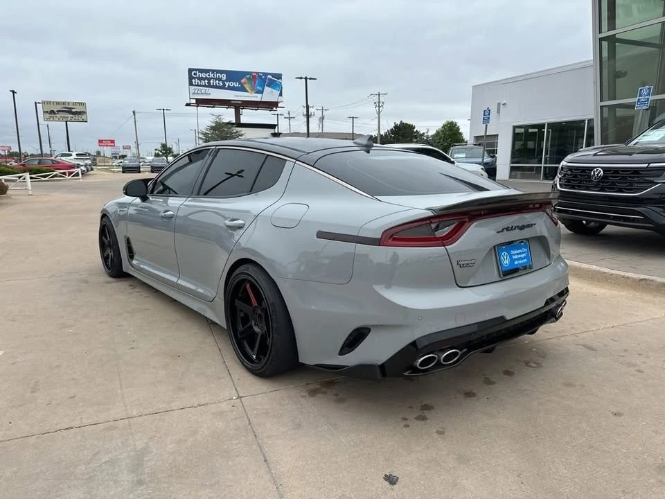 2020 Kia Stinger GT - Image 16 of 20