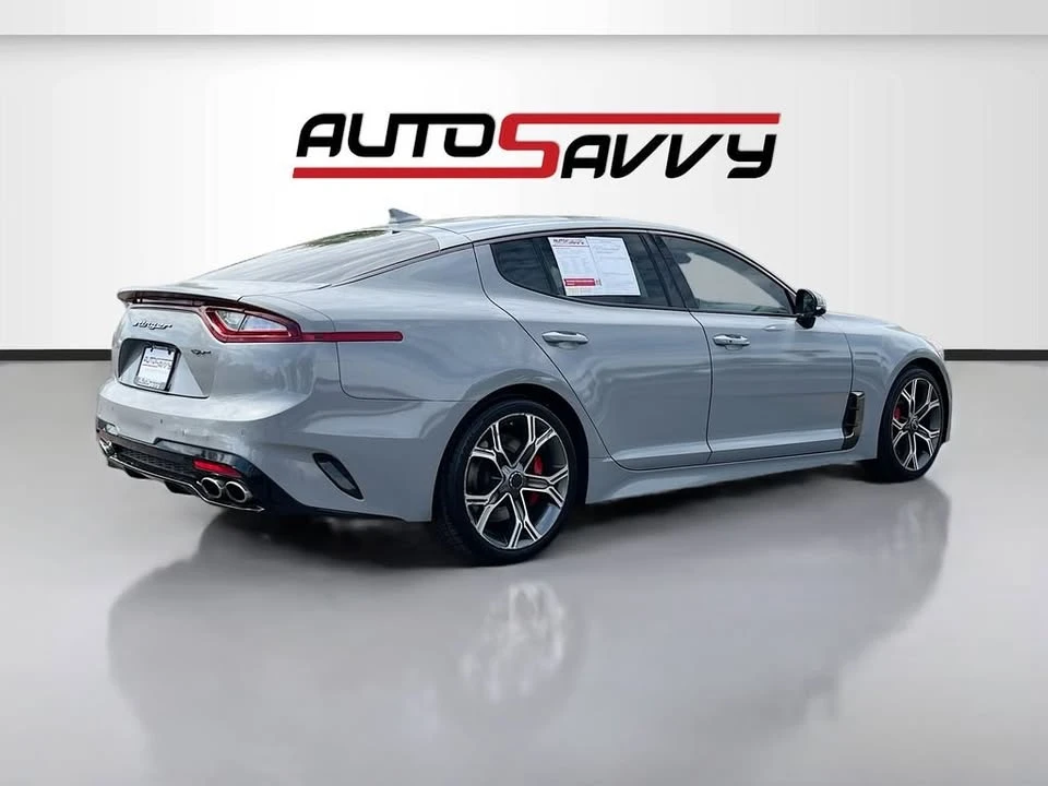 2020 Kia Stinger GT - Image 7 of 10