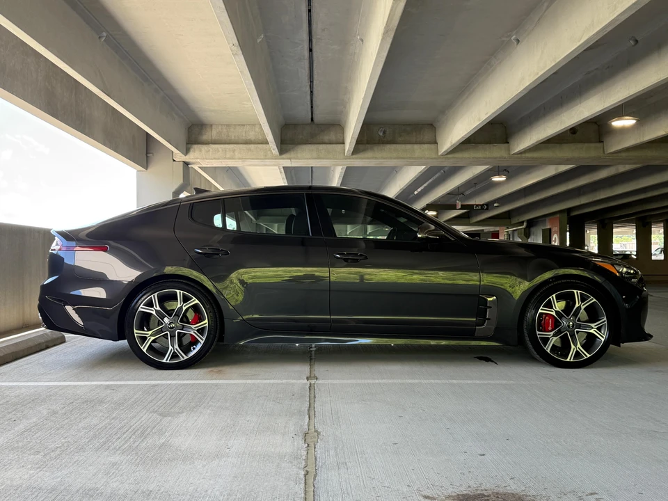 2020 Kia Stinger GT - Image 20 of 31