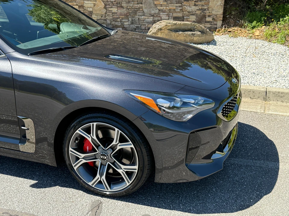 2020 Kia Stinger GT - Image 27 of 31