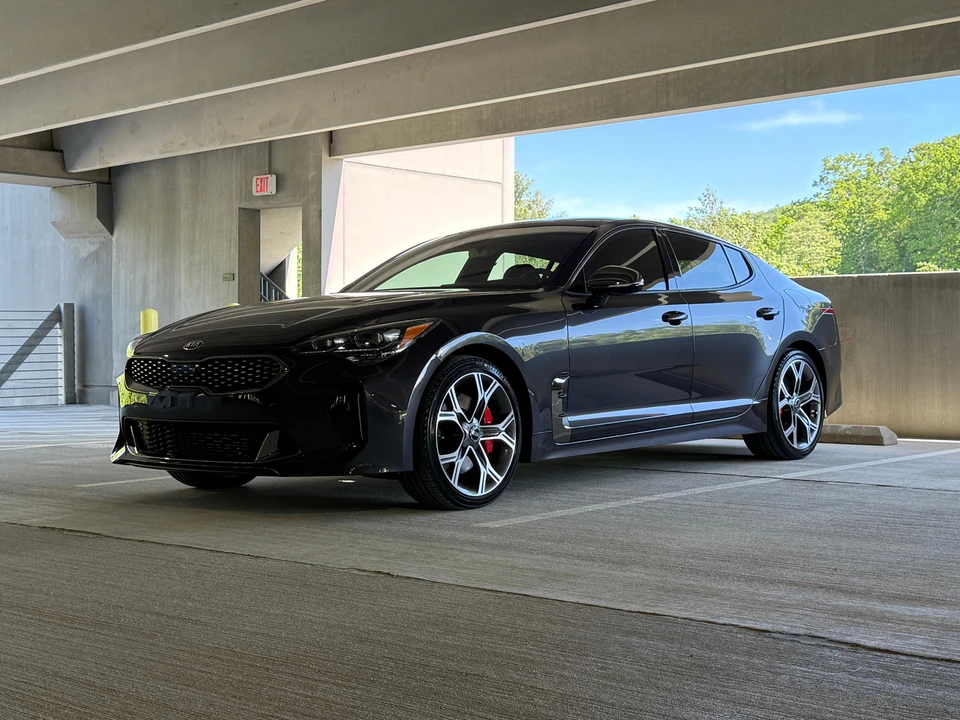 2020 Kia Stinger GT - Image 9 of 31