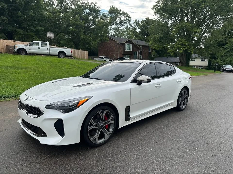 2020 Kia Stinger GT - Image 2 of 11