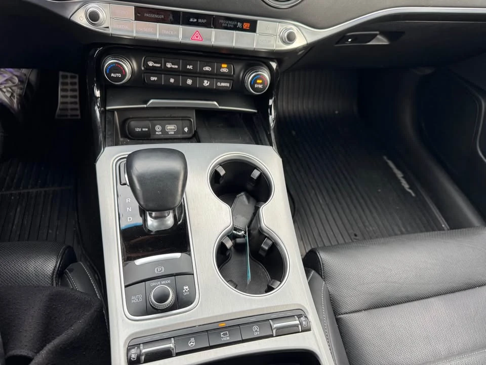 2020 Kia Stinger GT - Image 18 of 20