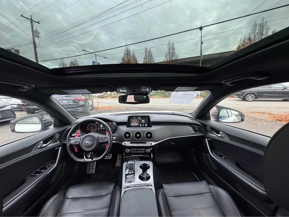 2020 Kia Stinger GT - Image 13 of 20