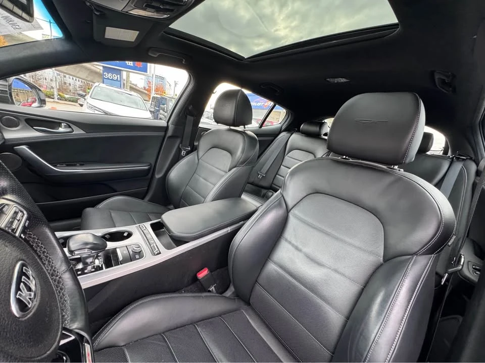2020 Kia Stinger GT - Image 8 of 20