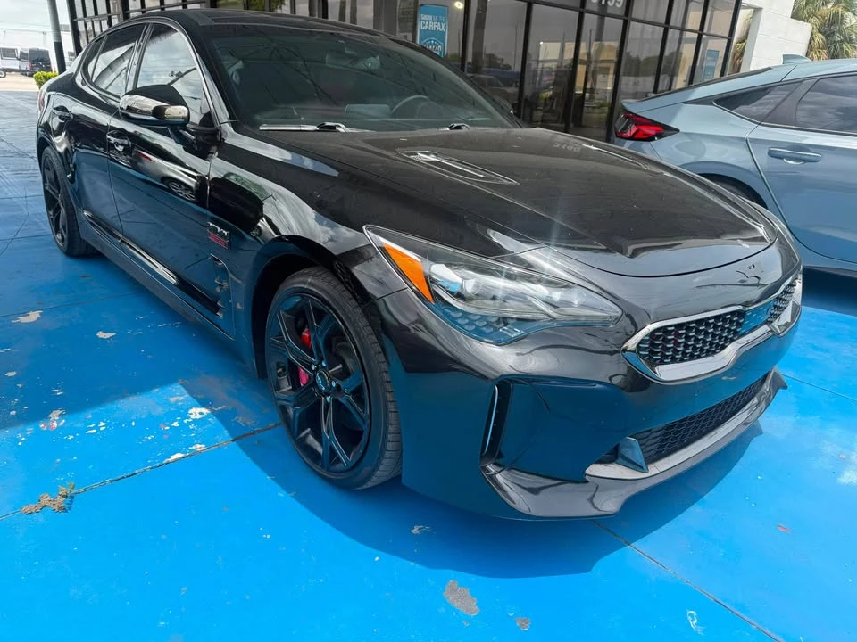 2020 Kia Stinger - Image 2 of 6