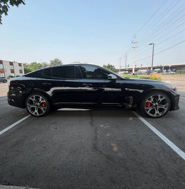 2020 Kia Stinger GT - Image 5 of 19