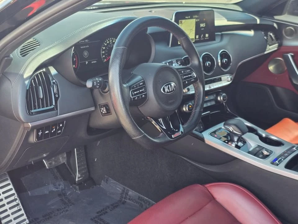 2020 Kia Stinger GT - Image 13 of 20