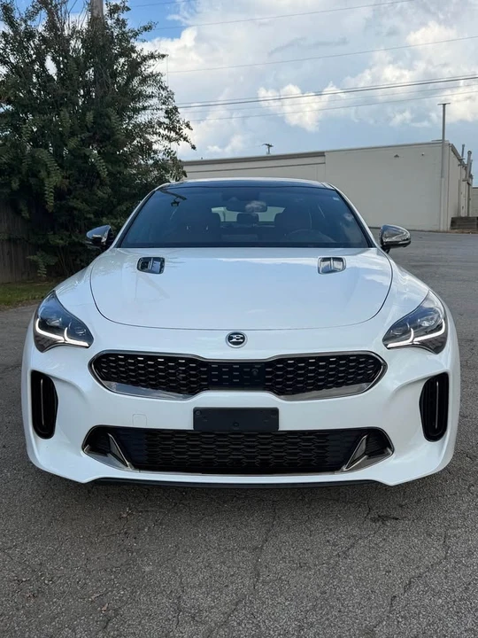 2020 Kia Stinger GT - Image 2 of 10